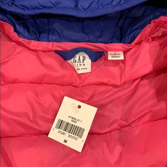 NEW GAP lightweight puffer - Picture 2 of 6